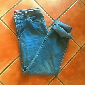 Gloria Vanderbilt Straight Leg Jean's